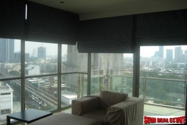 On one of the most desirable locations in Bangkok, Innovative design of 1 Bedroom, 1 Bathroom for RENT, on Luxurious high rise condominium, right on Sukhumvit 24, at The Emporio Place, 16th Floor.-11