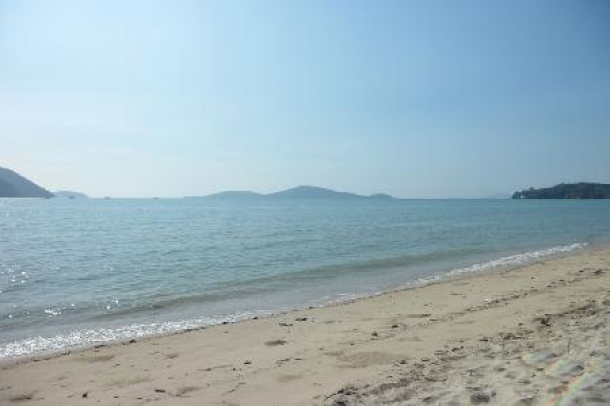 New Chic and Contemporary Townhomes Directly on the Beach For Sale at Rawai-8