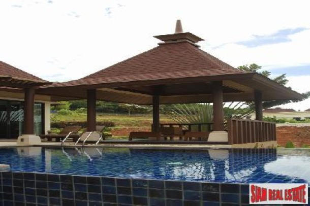 Private Pool Villas with Panoramic Sea and Mountain Views.-3