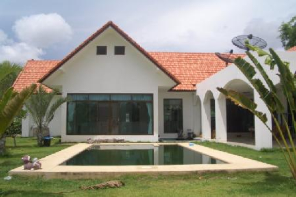 Five Bedroom House For Sale - Pattaya-1