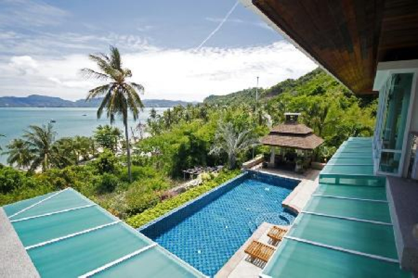 Ultra Luxurious Four Bedroom Home with Sea-Views and Private Pool For Holiday Rental-1