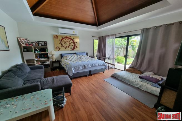 Pool Villa with Three Bedrooms and Garden For Sale at Rawai-26