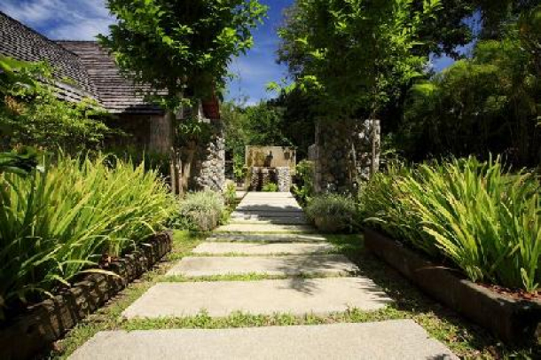 Coral Villa | Six Bedroom Luxury Villa at Nai Harn Beach for Holiday Rental-14
