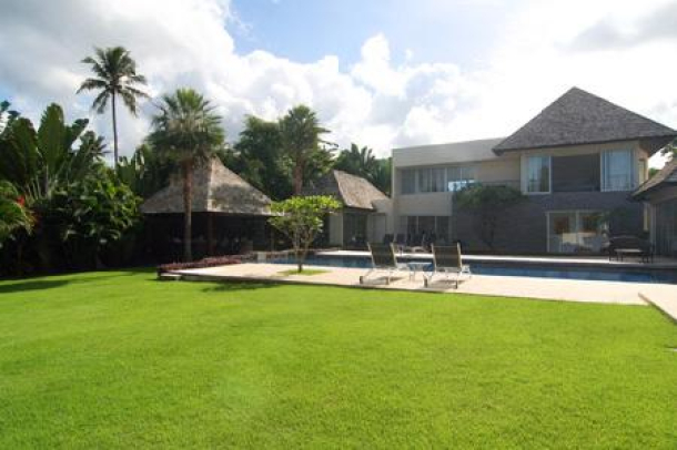 Luxury Five Bedroom Pool Villa Positioned Near to Layan Beach For Sale-9