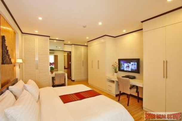 Saranjai Mansion | Impressive 3 Bedroom Sukhumvit Condo with Scenic Roof Garden for Rent-5