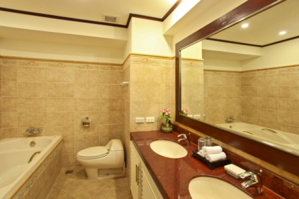 Saranjai Mansion | Impressive 3 Bedroom Sukhumvit Condo with Scenic Roof Garden for Rent-7