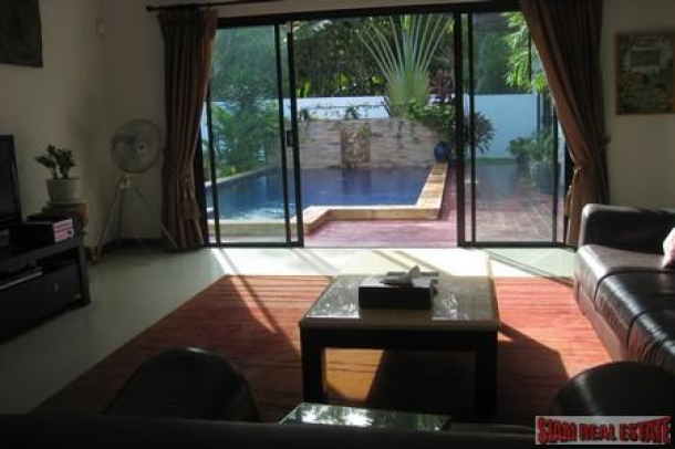 Modern Three Bedroom Pool Villa at Rawai For Sale-7