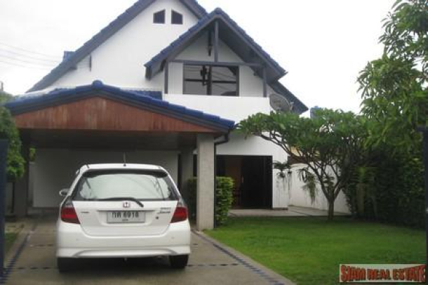 Unique 3 Bedroom House with Pool in Chalong-1