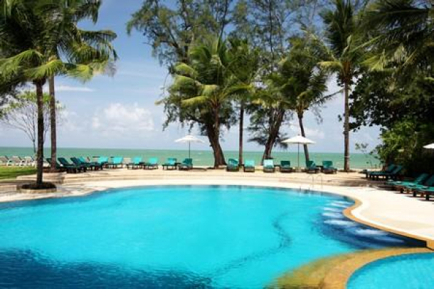 Superior Double Room in Tranquil Khao Lak for Holiday Rental-4