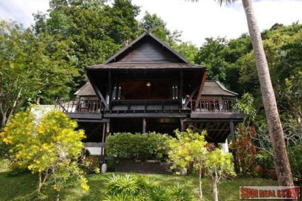 Peaceful 3 bedroom Thai Style Pool Villa in Patong-1