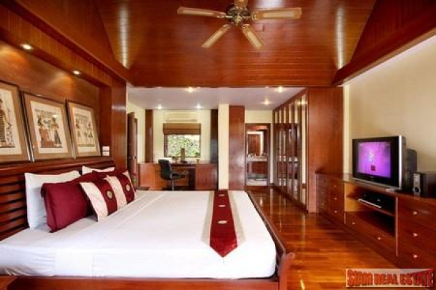 Peaceful 3 bedroom Thai Style Pool Villa in Patong-10