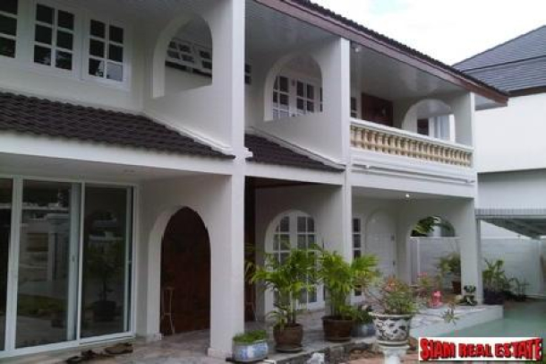 Panya Village | House with Lovely Garden for Rent - 4 bedrooms, 4 bathrooms-2