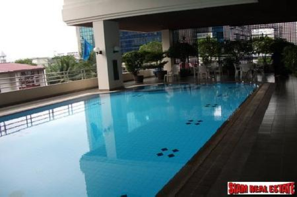 RENTED Fully furnished 1 bed, 1 bath condominium for rent, unique decoration on Sathorn Road-12