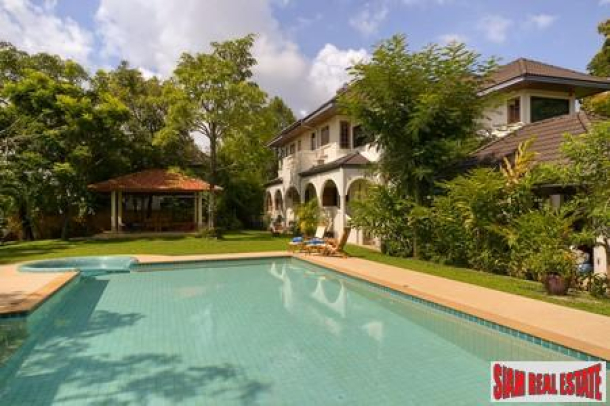 Baan Prangthong | Amazing Five Bedroom Pool Villa for Sale in Chalong-5