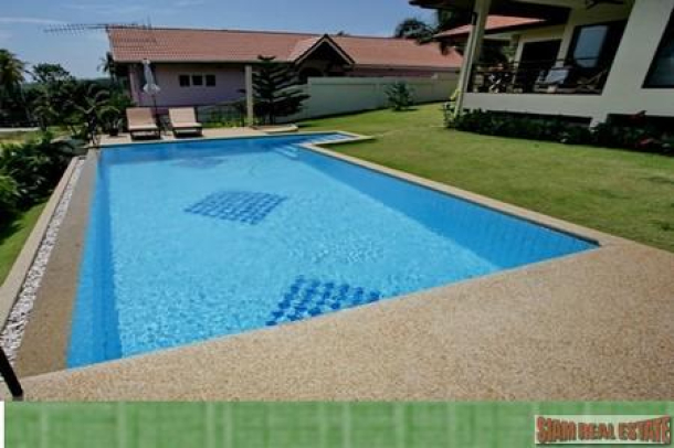 Great 3 Bedroom Family House with Pool in Rawai-2