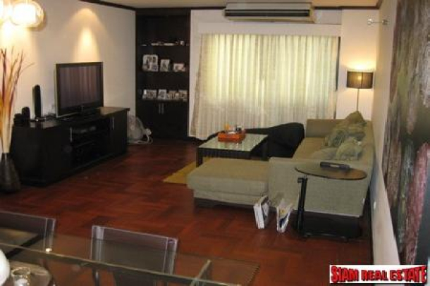Fully furnished 2 Bedrooms, 2 Bathrooms condo for sale at Liberty Park II, Sukhumvit 11-3