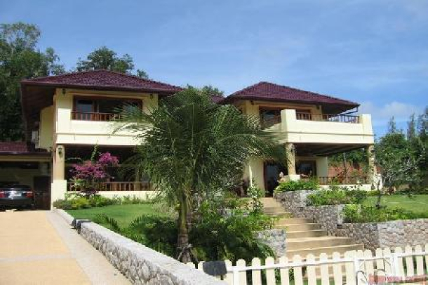Large 5 Bed Villa at Phuket Country Club, Kathu-2