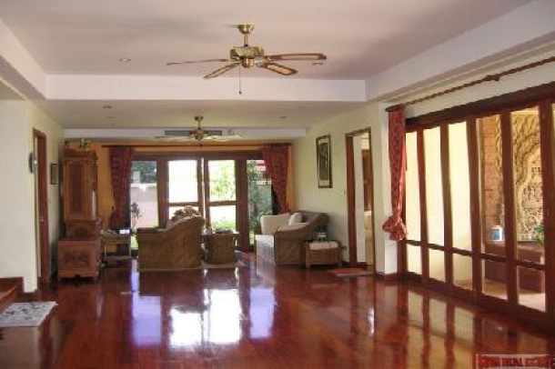 Large 5 Bed Villa at Phuket Country Club, Kathu-6