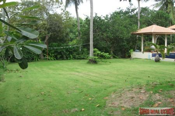 Spacious 4 Bedroom House with Private Pool in Rawai-3