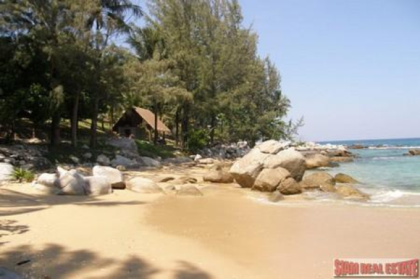Analaya Villa | Oceanfront Six Bedroom Villa with Private Beach in Surin for Holiday Rental-2