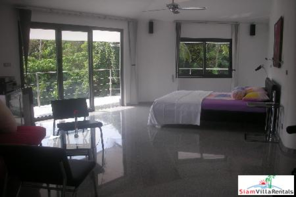Peaceful house for rent, 3 bedrooms, 2 bathrooms, garden and balcony on Sukhumvit 71-14