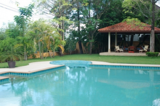 Magnificent 5 Bedroom Pool Villa in Chalong-2