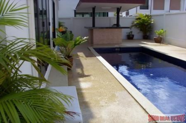 Stylish 5 Bedroom House with Private Pool in Patong-3