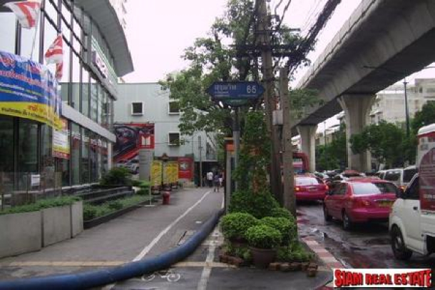 Plot of Land for 30-year leasehold, 170 Square wah, on Sukhumvit 65 near BTS-1