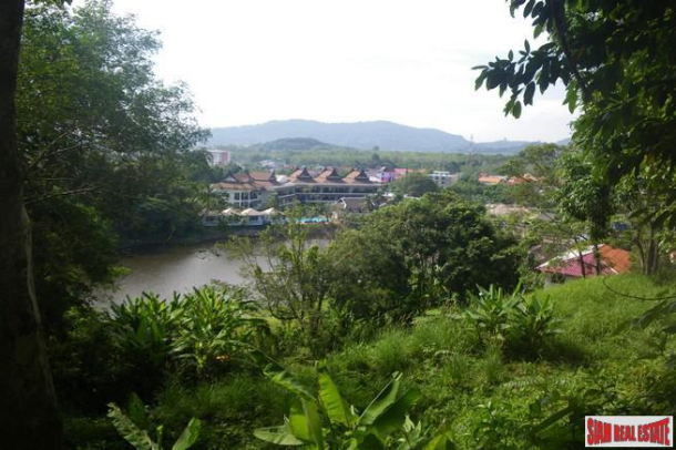 Prime Hillside with Lake Overview Land 1,800 sq. m Rai in Kathu-1