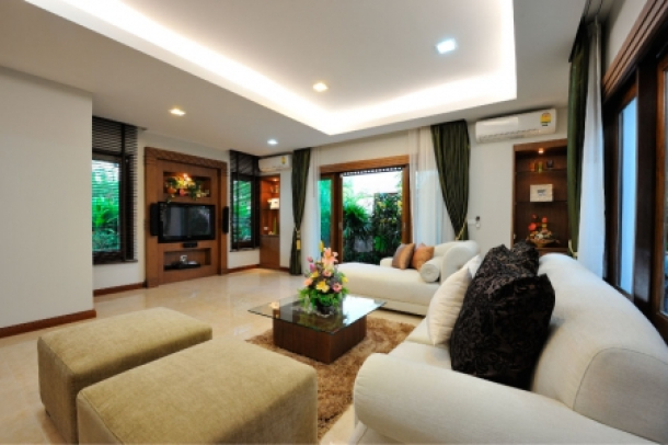 Superbly Finished New Home with Six Bedrooms in Bangkok-7