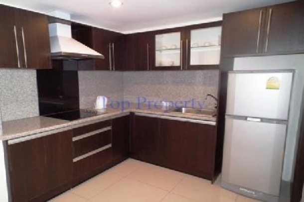 Fully Furnished One Bedroom Condominium Only 100 Metres From The Beach - Jomtien-8
