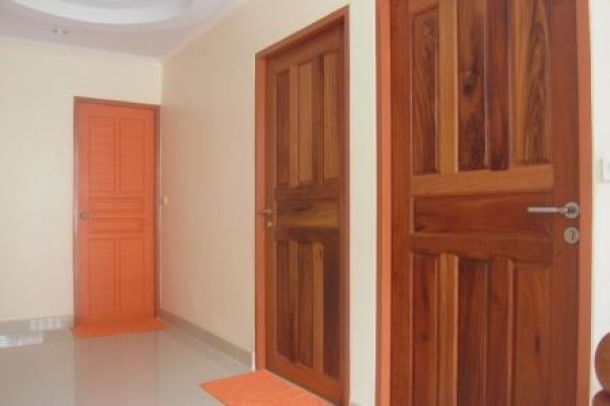 Two Bedroom Townhouse in Central Pattaya-5