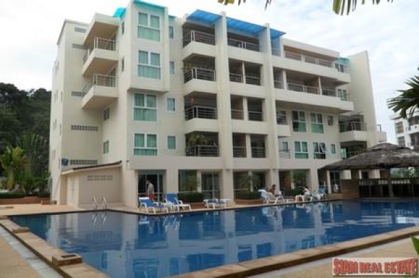 Bright Two Bedroom Holiday Apartment in Patong-1