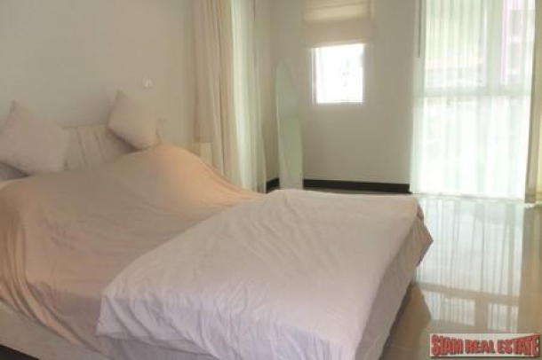 Bright Two Bedroom Holiday Apartment in Patong-11