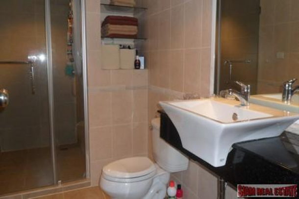 Bright Two Bedroom Holiday Apartment in Patong-12