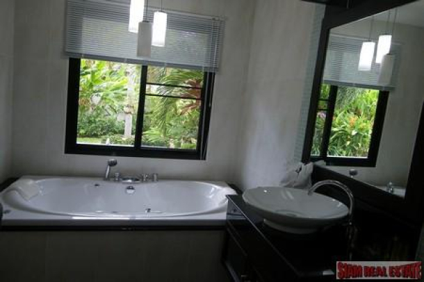 Tropical Three Bedroom Pool Villa in Nai Harn-17