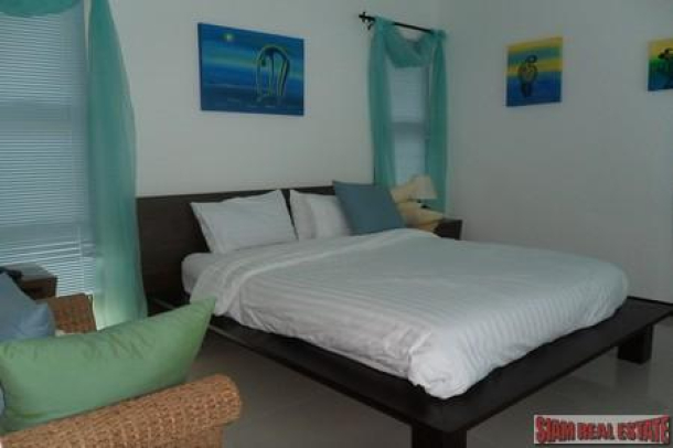 Tropical Three Bedroom Pool Villa in Nai Harn-4