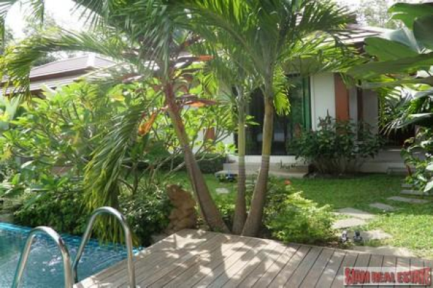 Tropical Three Bedroom Pool Villa in Nai Harn-8
