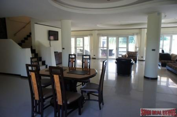 Platinum Residence Park | Exclusive Five Bedroom House with Swimming Pool in Rawai for Rent-6