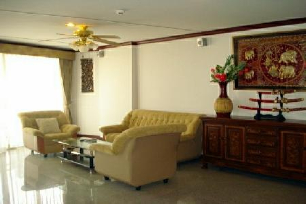 2 Bedroom Condominium With Sea And Pool Views - South Pattaya-6
