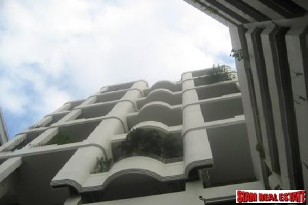 Crystal Garden Condominium | Two Bedrooms Condo for Sale at  Sukhumvit 4-18