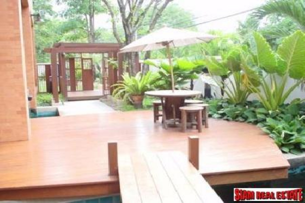 RENTED A privacy house for rent, 6 bedrooms, 5 bathrooms at Panya Village, Pattanakarn 30-18