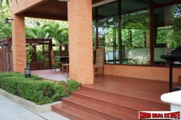RENTED A privacy house for rent, 6 bedrooms, 5 bathrooms at Panya Village, Pattanakarn 30-3