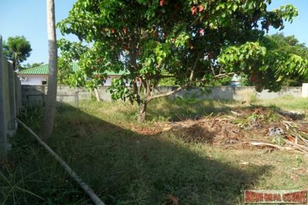400 Sq.m of Land in Residential Area of Rawai-11