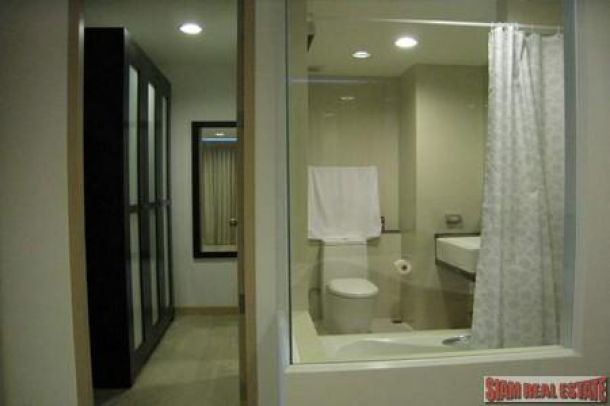 Brand New Two Bedroom Condo next to BTS Wong Wian Yai-10