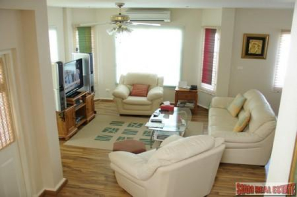 Well Finished Tidy Three Bedroom House in Chalong-6
