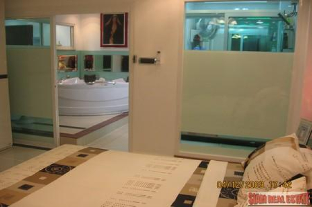 Fabulous 26th Floor Seaview Luxury Condo in Jomtien-7