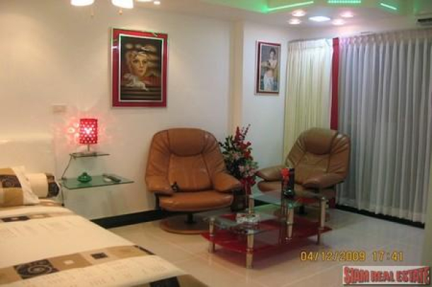 Sizeable Studio With Fabulous Views In A Perfect Location - Jomtien-9