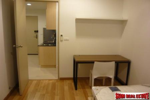 Ideo Ratchda-Huaykwang | Fully Furnished 2 Bedroom, 2 Bathroom Condo for Rent-11