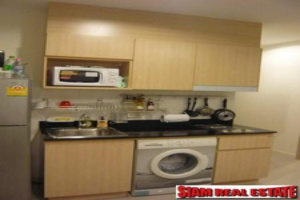 Ideo Ratchda-Huaykwang | Fully Furnished 2 Bedroom, 2 Bathroom Condo for Rent-7